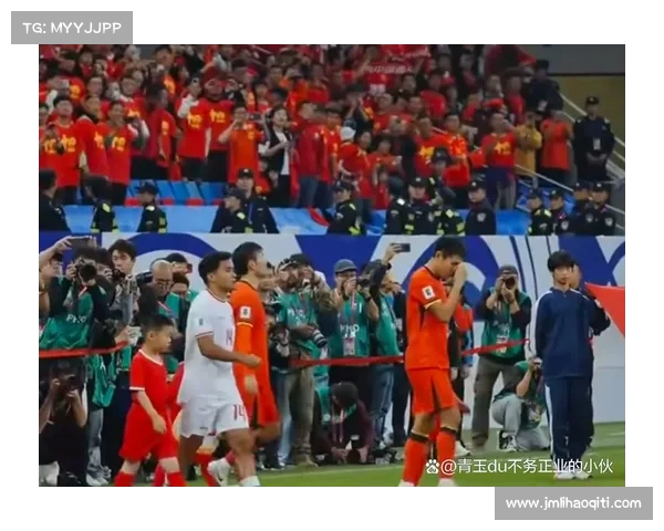 今夜杭州奥体燃战火 国足背水一战迎强敌 今夜杭州奥体燃战火 国足背水一战迎强敌